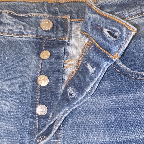 Levi’s 501 •W29 L30• Button Fly •Rib Cage Jean• New/Never Worn - Picture 6 of 8